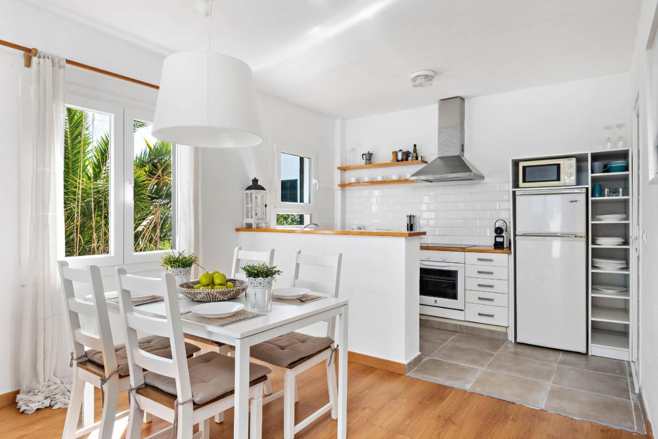 Apartamento Can Harmonia - Arenal Den Castell Arenal d'en Castell Extérieur photo